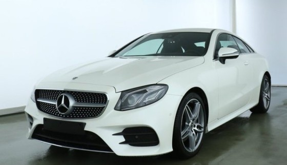 Mercedes E 200 COUPE / 4 Matic / 4x4 / AMG Styling